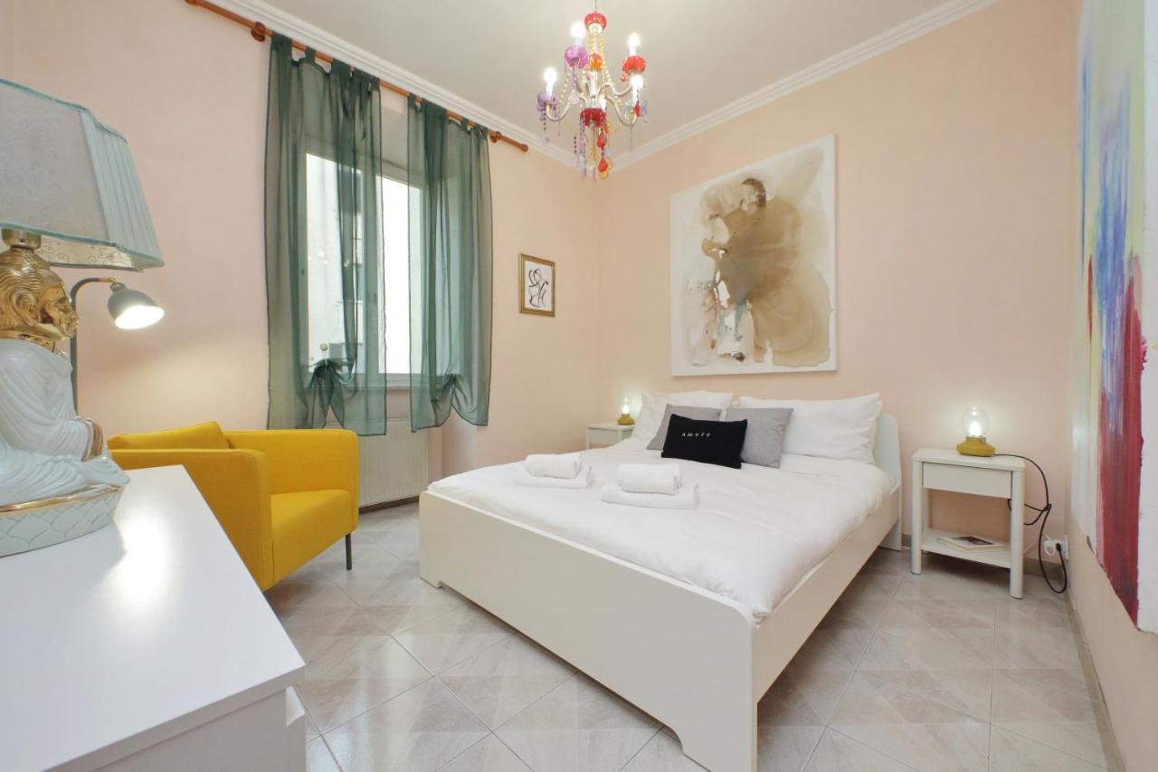 Vatican Museums Art Apartment - 2