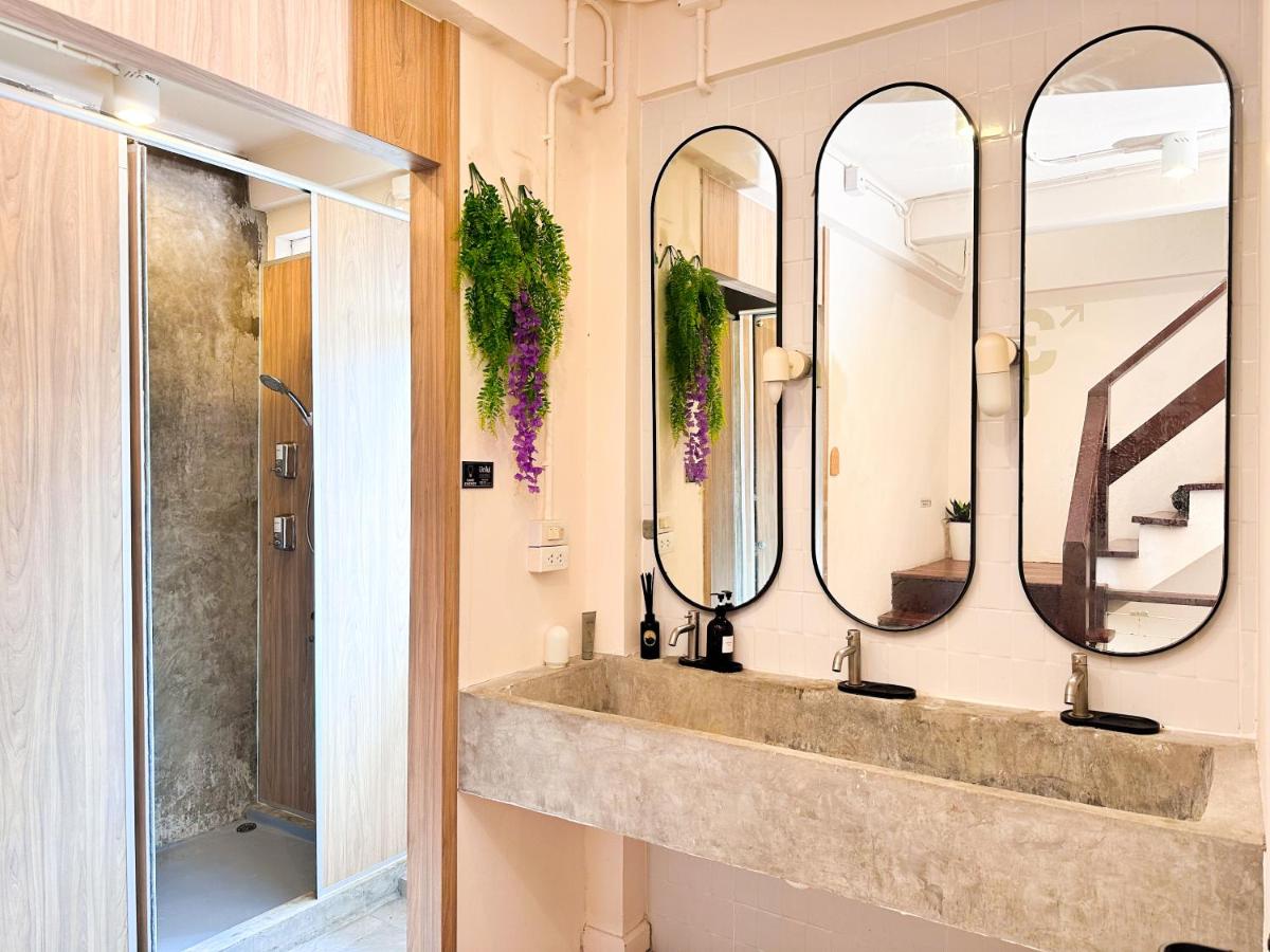 Bangkok Neighborhood Hostel - 3