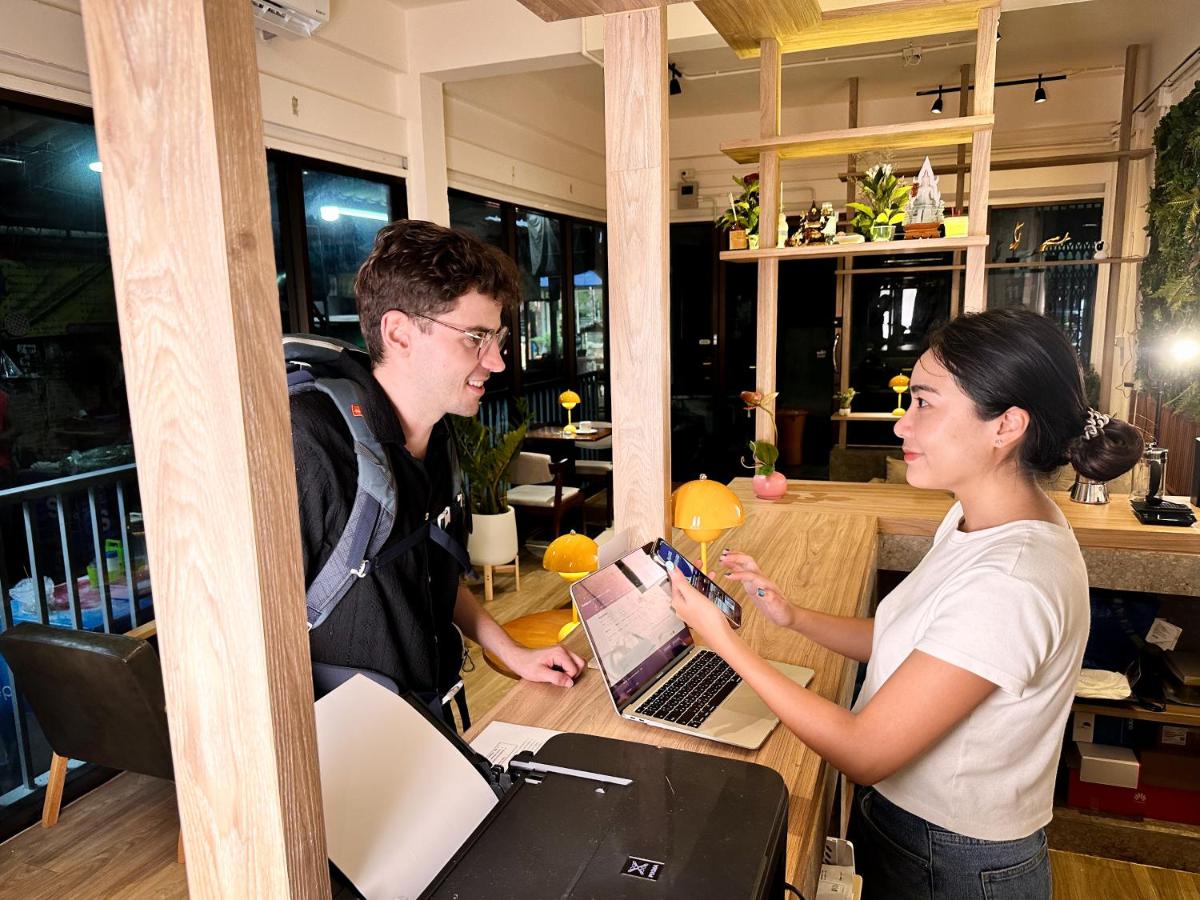 Bangkok Neighborhood Hostel - 4