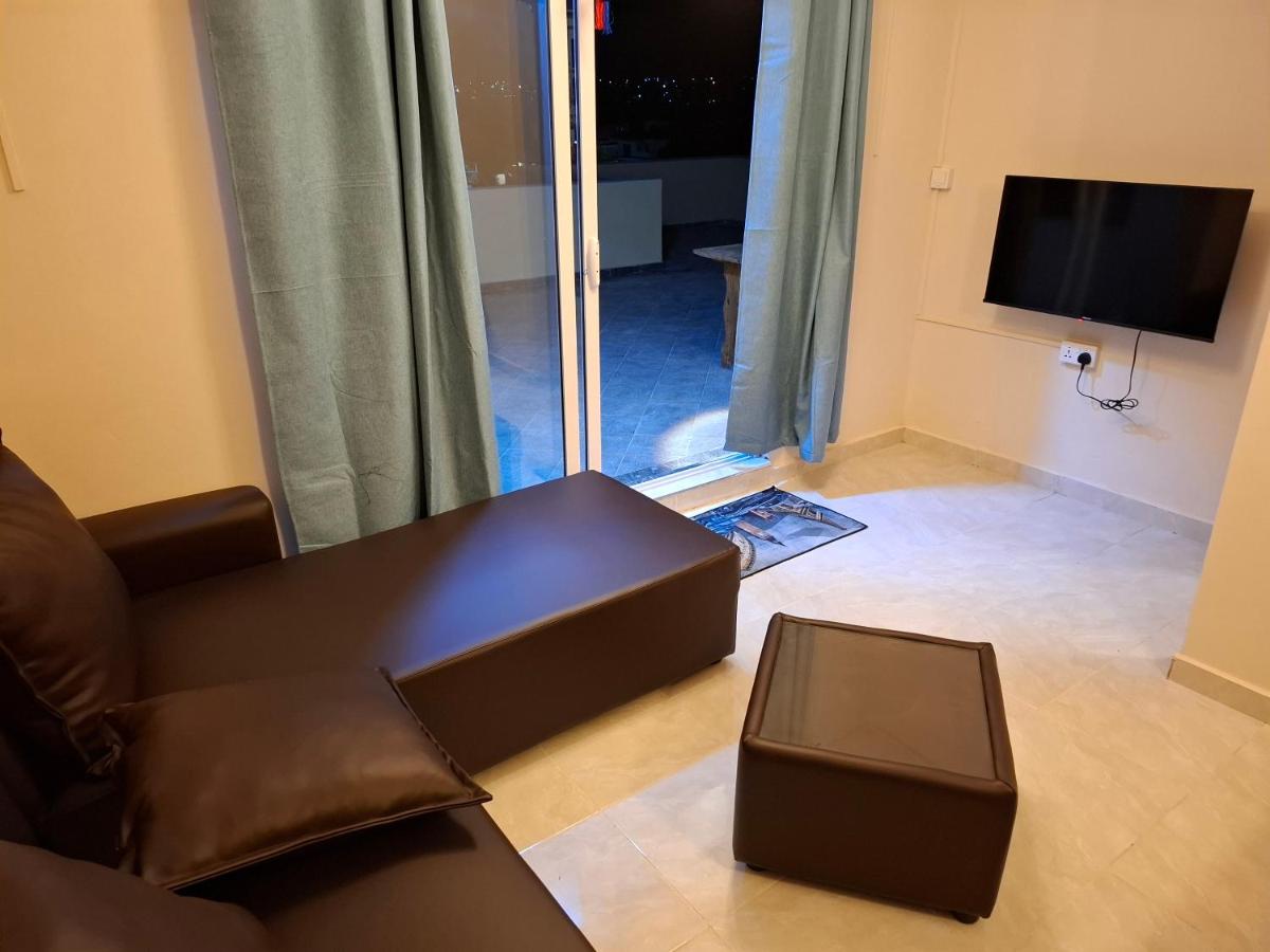 RS VILLA roof top studio with sea view and mountains view - 5