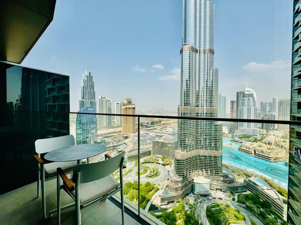 Skyline Retreat 3 Bedroom at Address Opera I Burj Khalifa & Fountain Views - 4