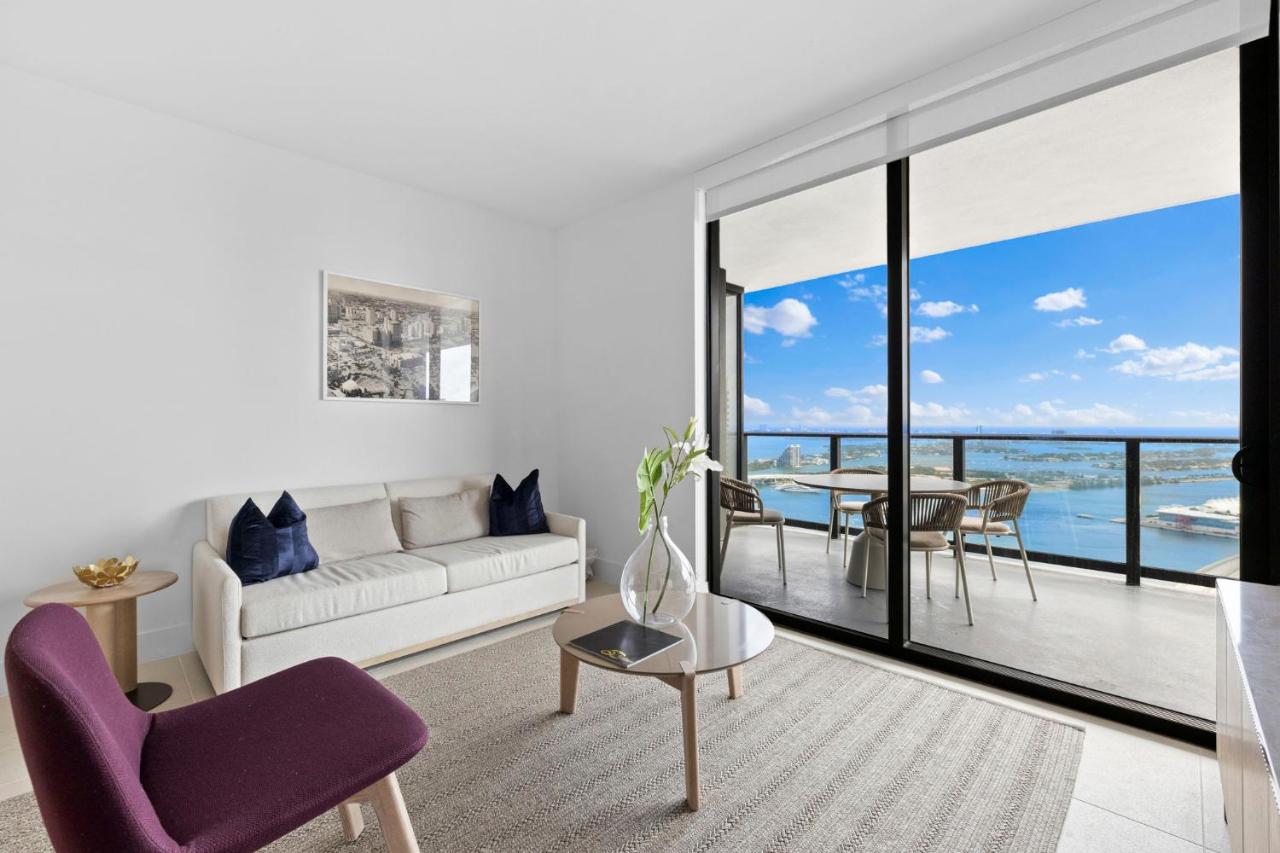 Lux Downtown Miami w Free Parking - 4