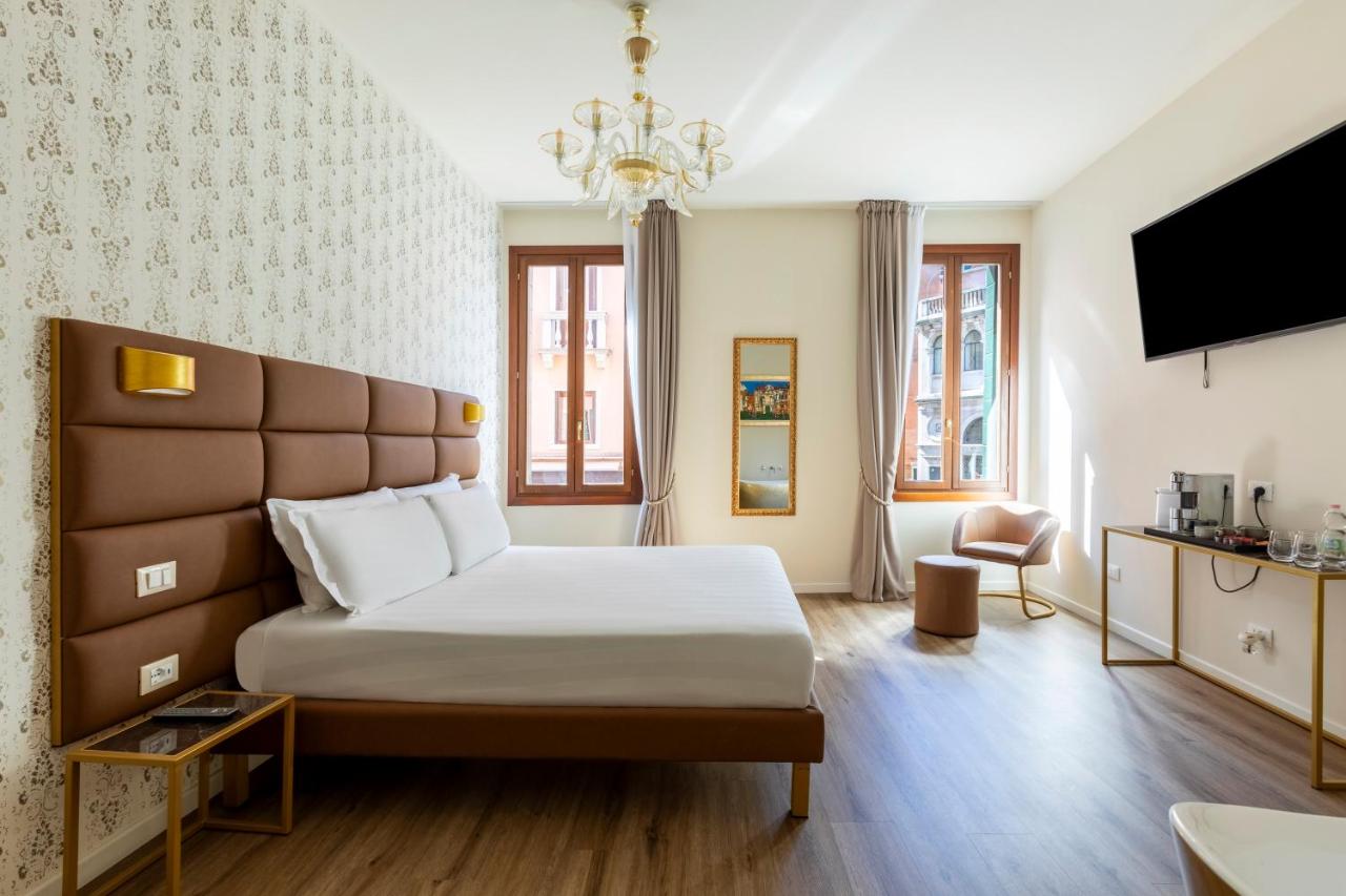 Numa Venice Palazzo Orseolo in Venice - Fascino Storico Veneziano, Connesso Senza Interruzioni per il Viaggiatore Moderno.
