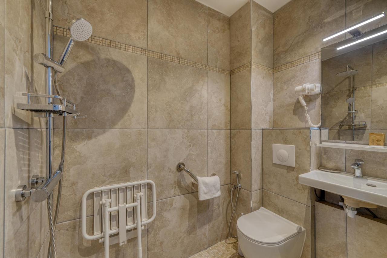 Hotel Phenix Paris - 3