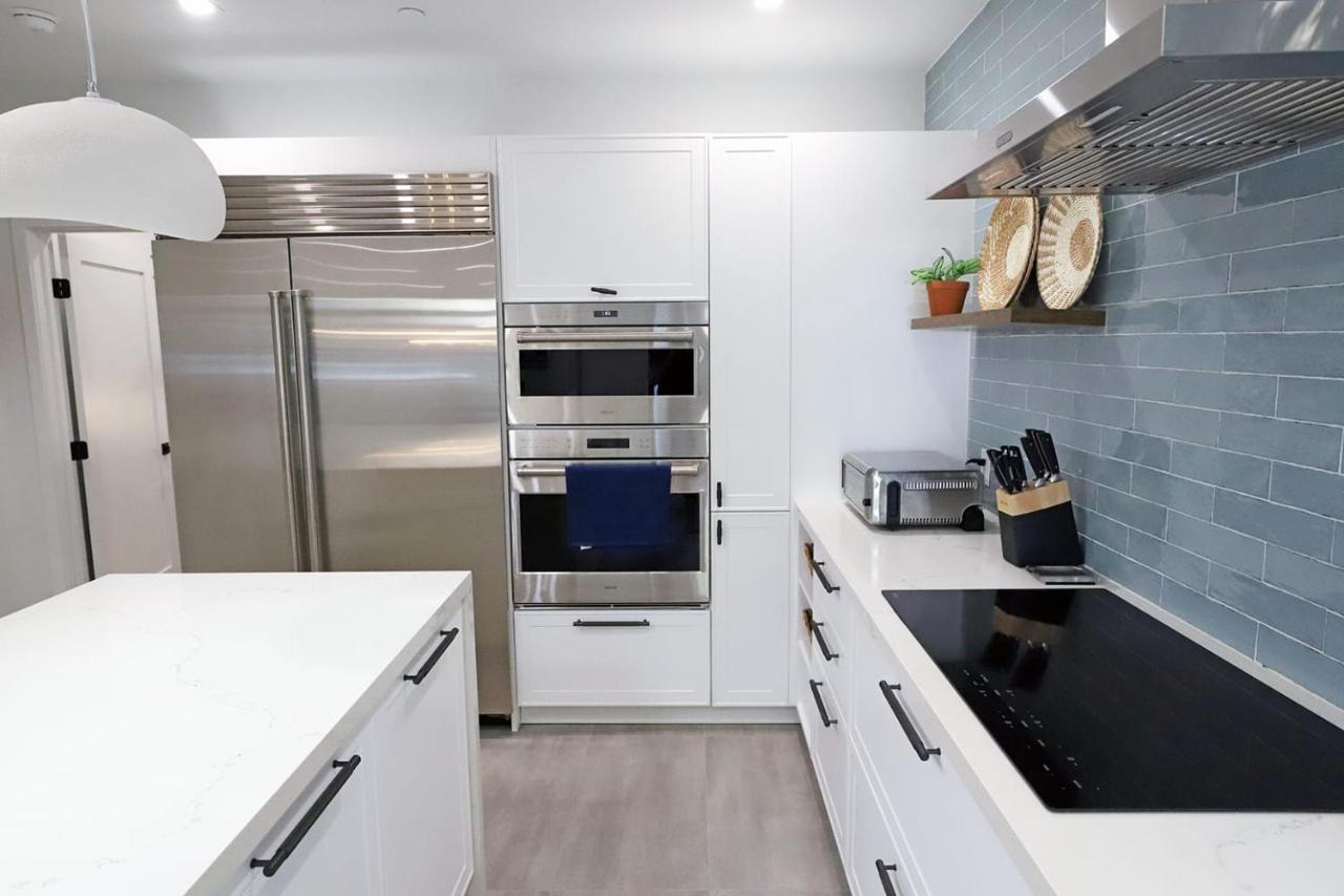 6 Bedroom Villa with Pool & Parking in Heart of South Beach Miami - 5