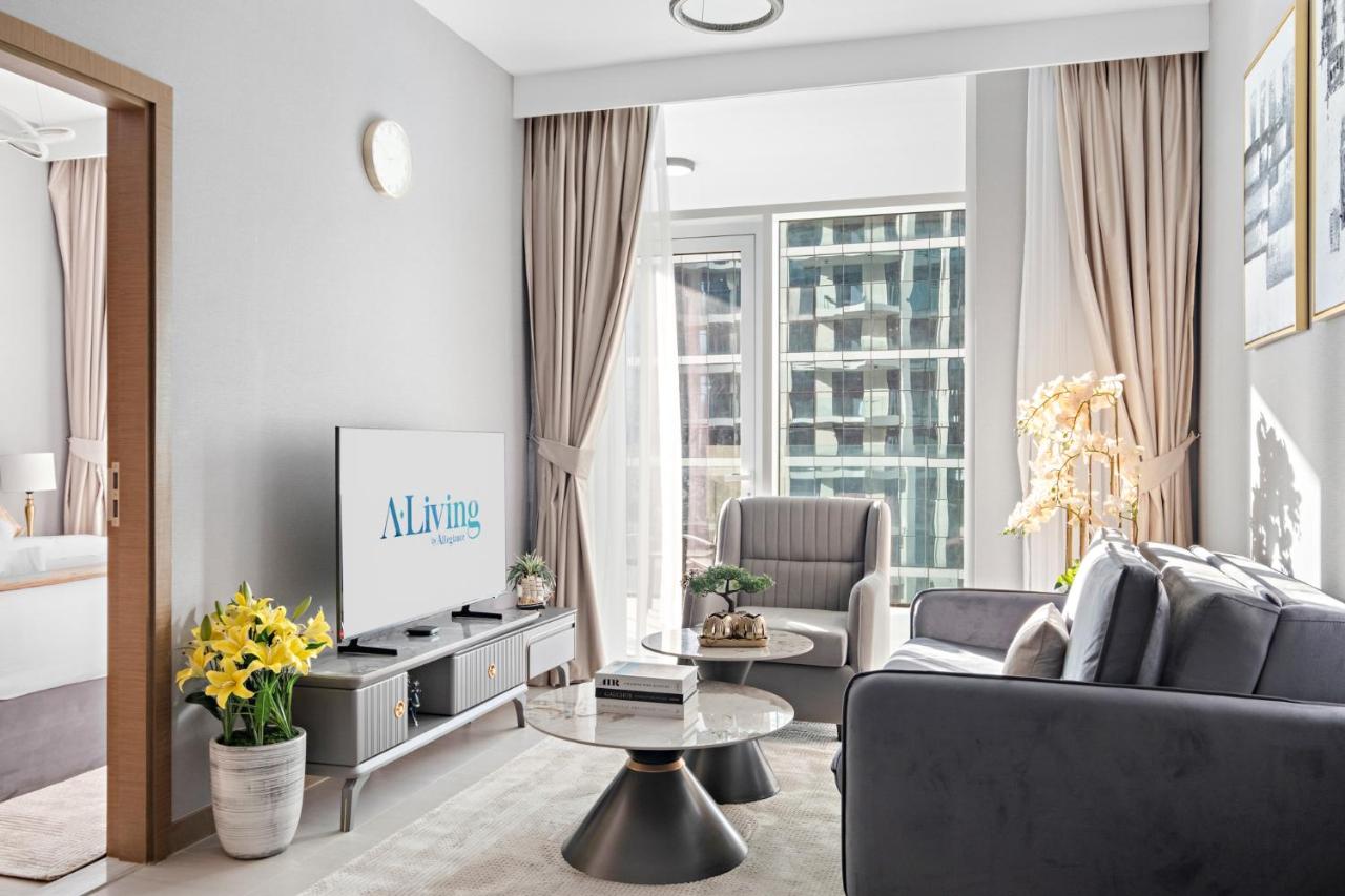 ALiving Elegant 1BR I Near Burj Khalifa & Dubai Mall I Missoni Tower- 607