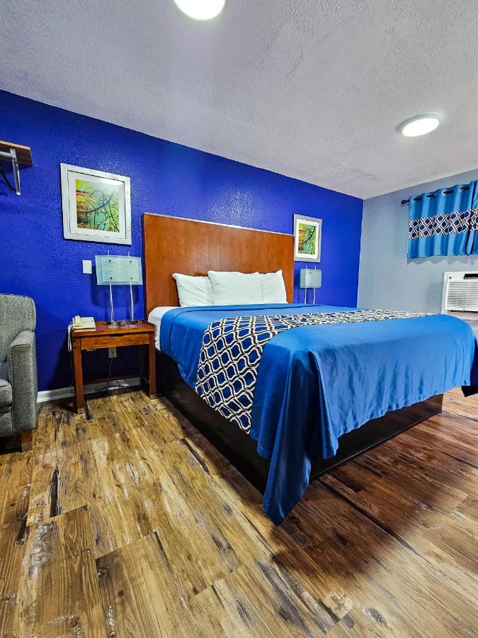 Golden Inn Motel — photo 11