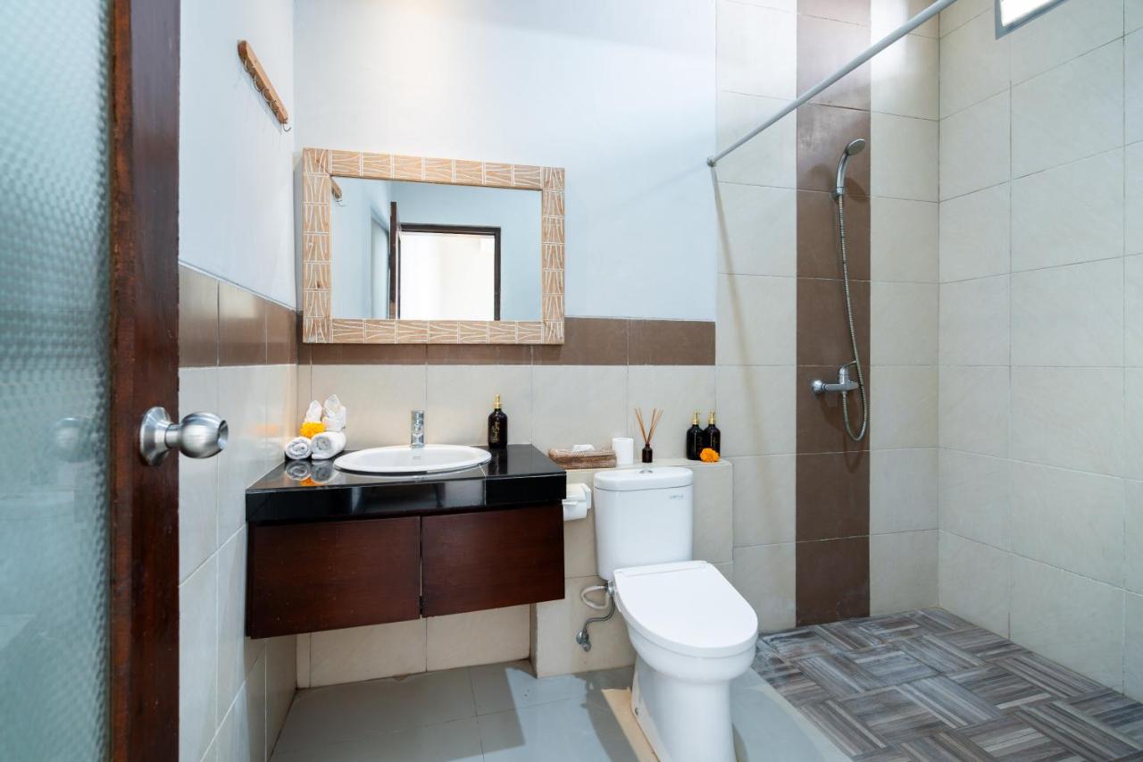 Villa Sebelas Legian - 3