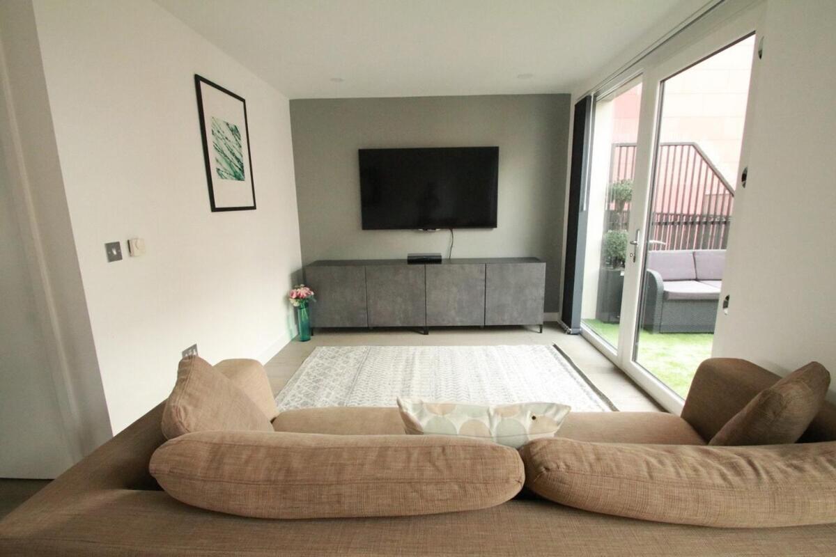 FT6 Aldgate Apartments - 5