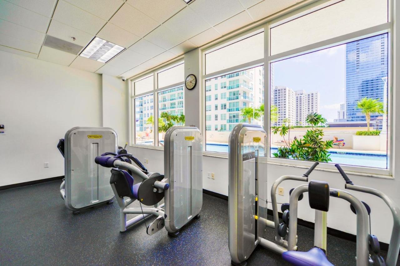 Amazing Condo Brickell with Ocean-Pool View - 5