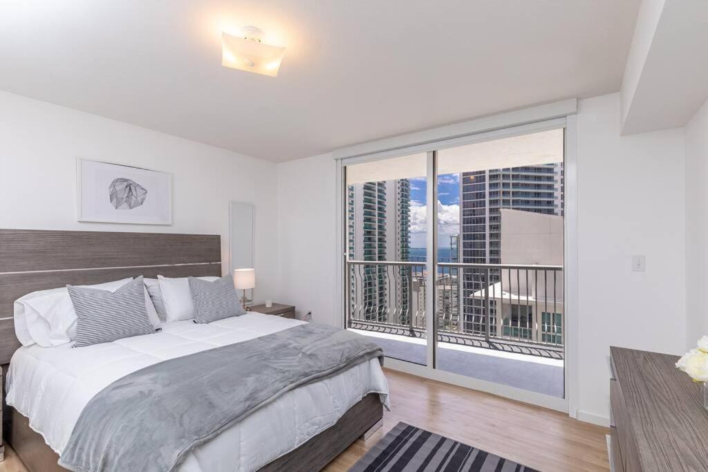 Spacious 29th Floor 1 BED 1 BTH Brickell Ocean View - 2