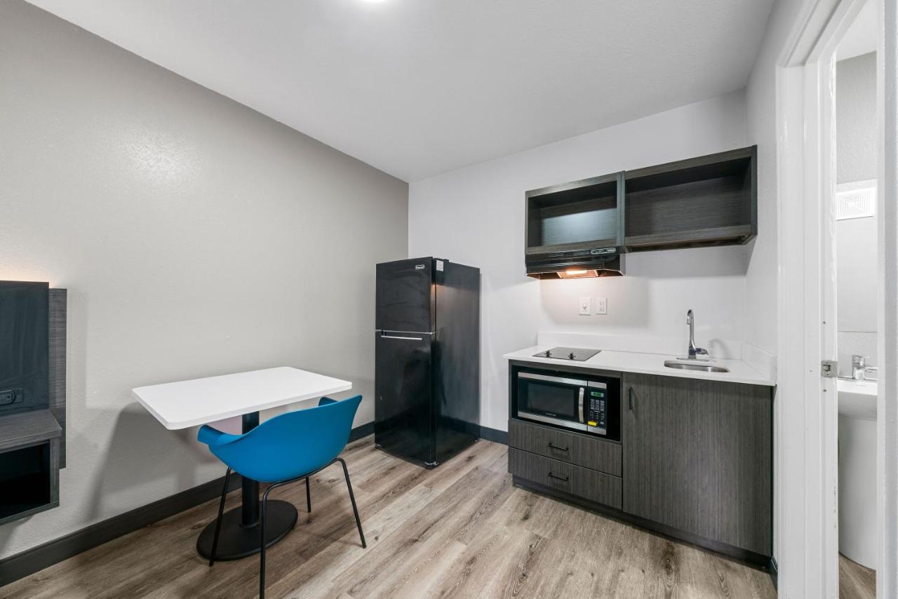 Grassdale Suites — photo 3