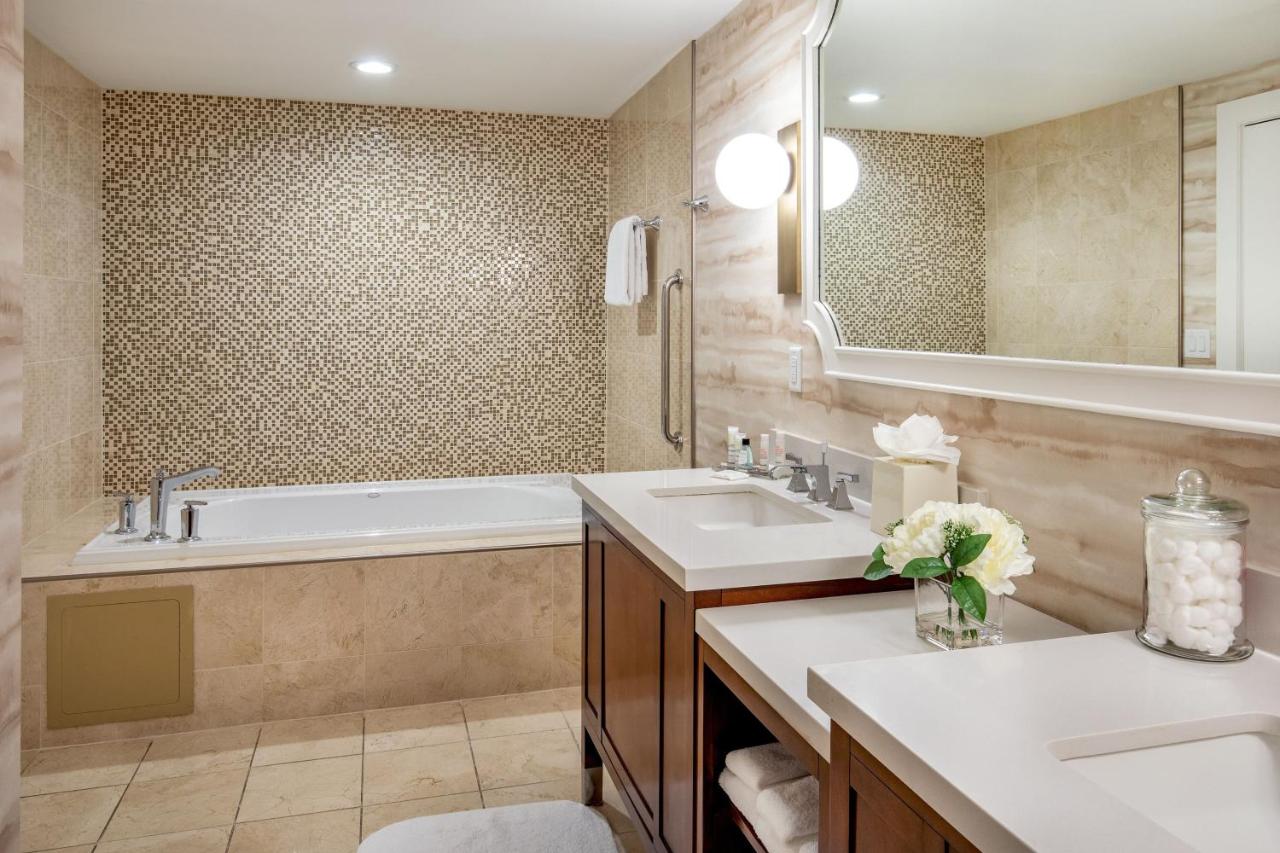 Hotel Pere Marquette — photo 12