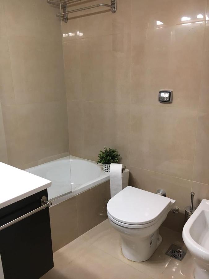 Beautiful Bright Cozy Apartment - Great Location - 3