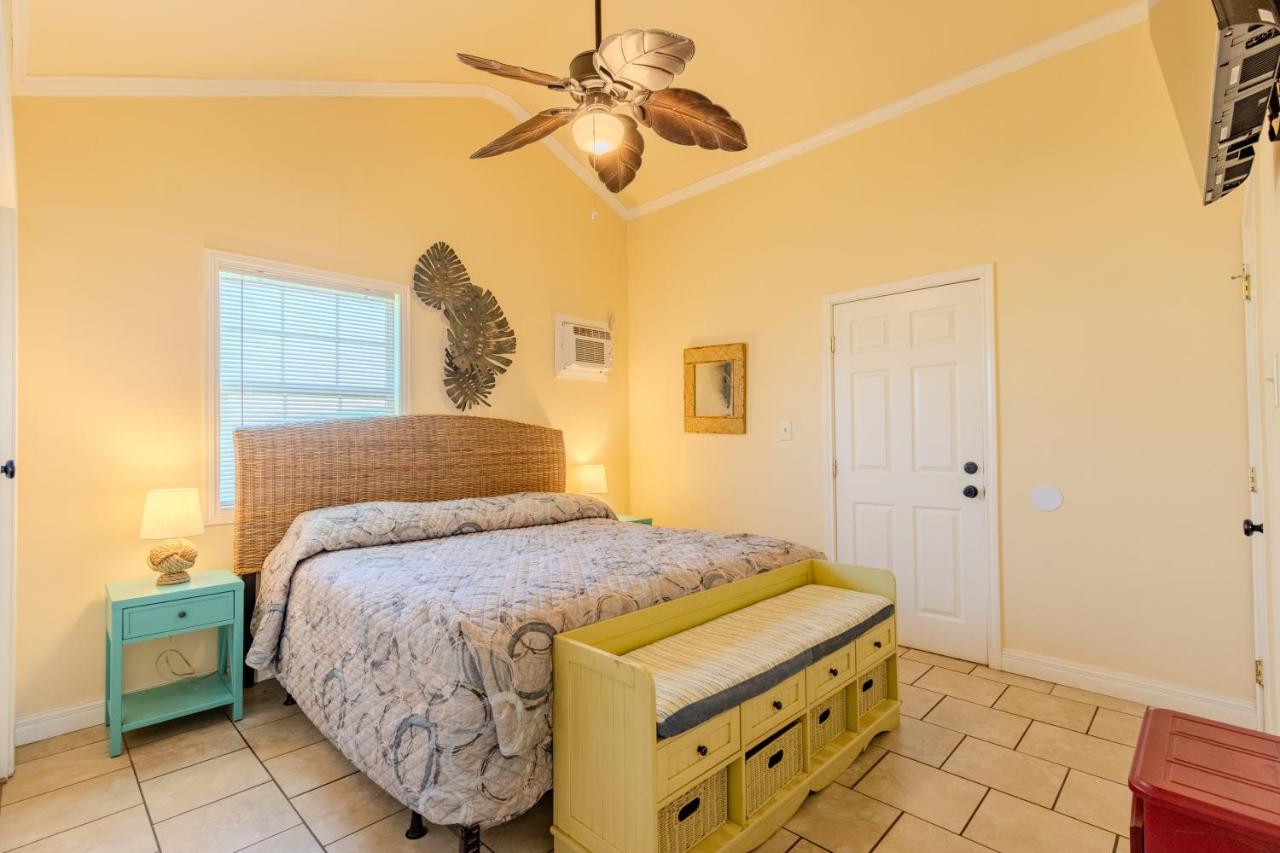 Shark Reef Resort Motel & Cottages — photo 15