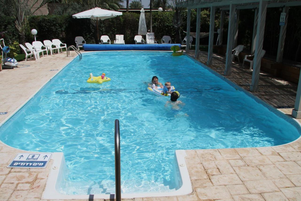 Heated swimming pool: Golan Rooms At Sagi Family Country Lodging