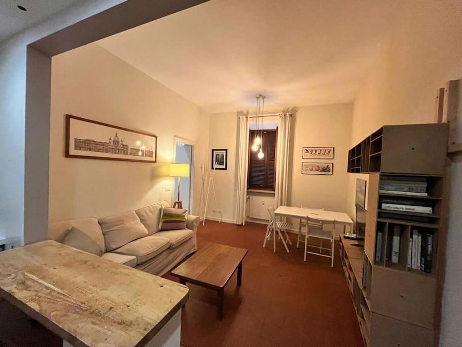 Colosseum Apartment - Your Cozy Roman Escape - 4