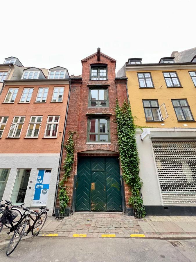 K L O S T E R E T - The Luxurious Townhouse of Copenhagen