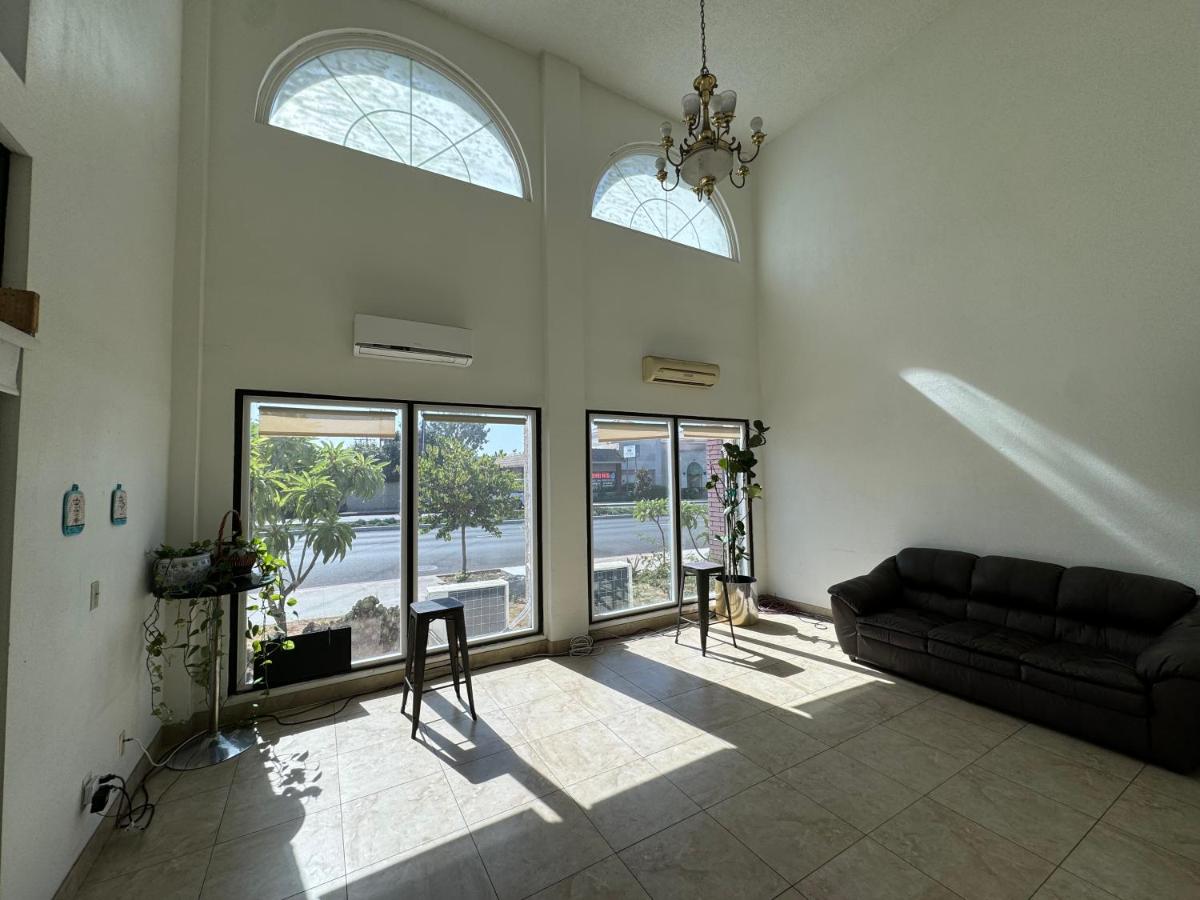 Casa Blanca Hotel - Azusa, Los Angeles — photo 22