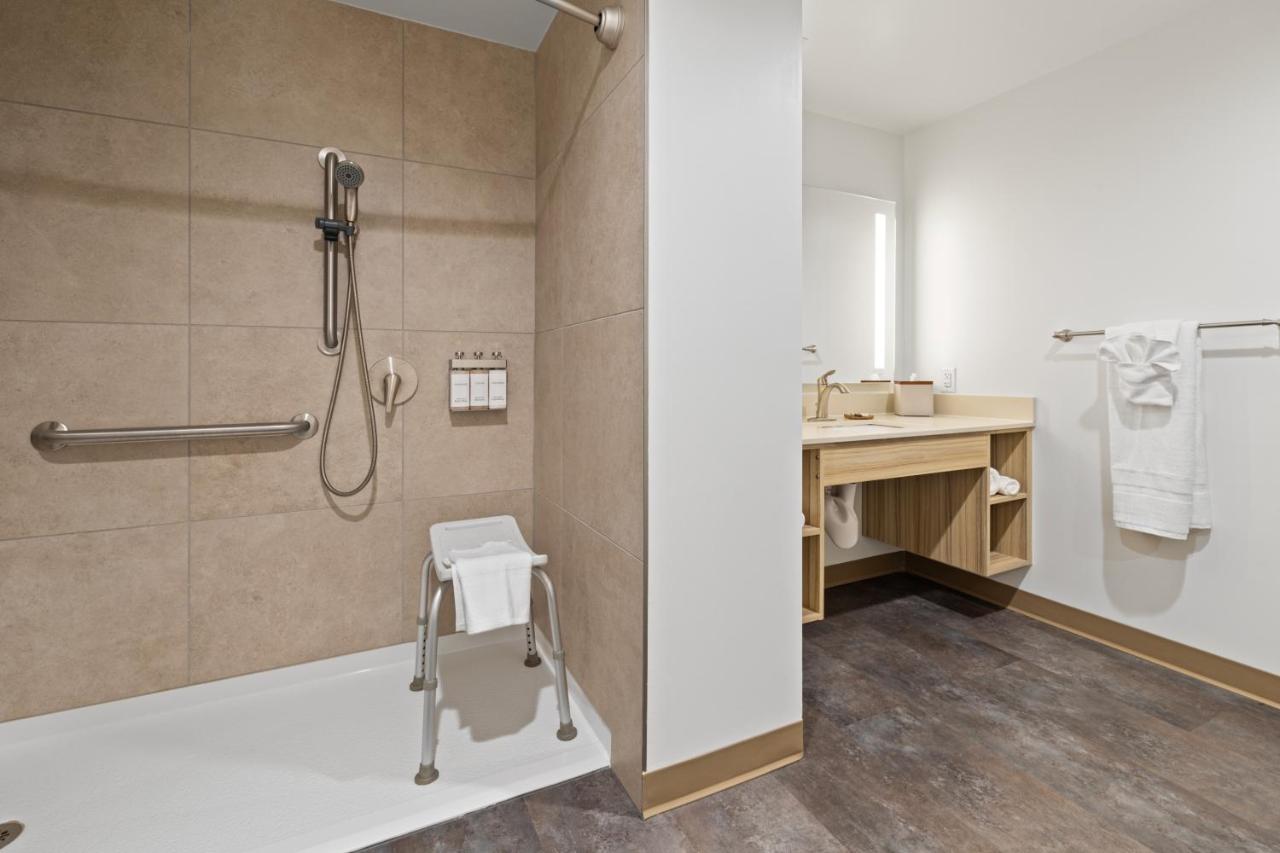 Topock66 Hotel — photo 18