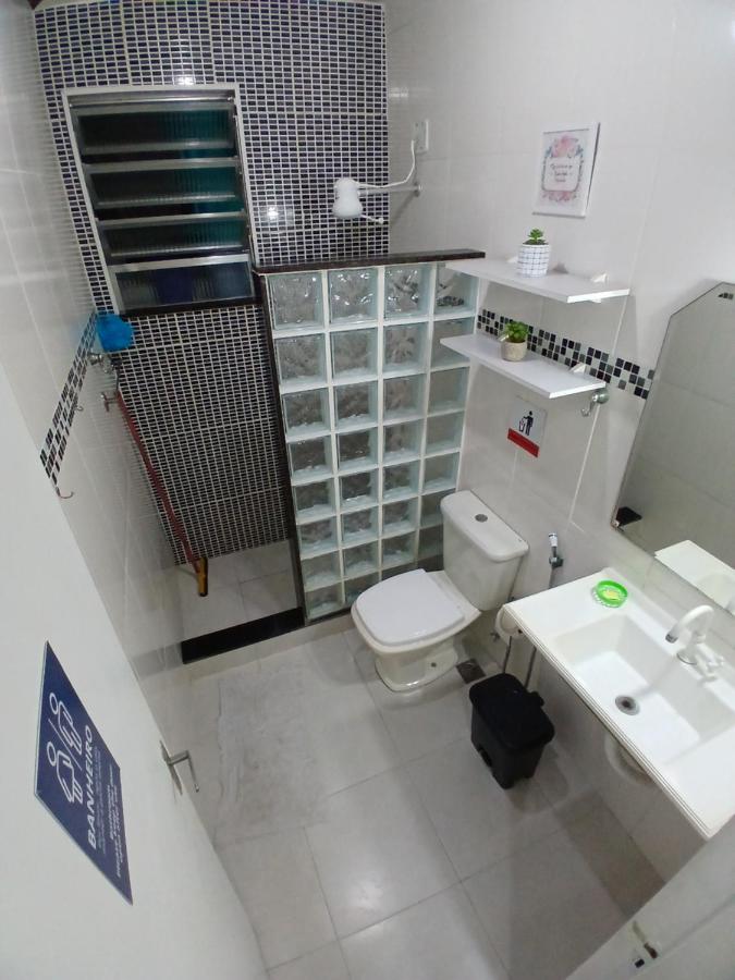 Quarto Privado Cama Casal ou Individual Aeroporto - 3