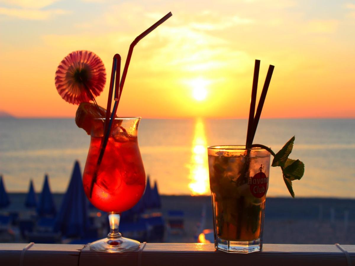 Blu Tropical Resort photo