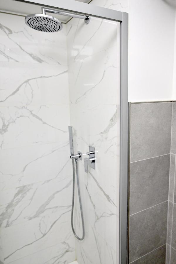 AT HOME COLOSSEO - 3