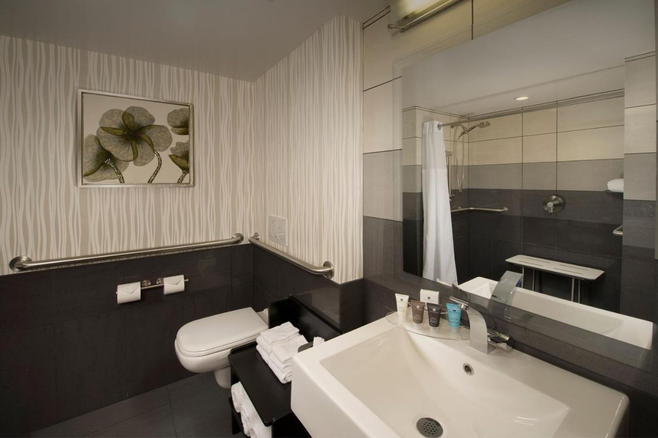 Skybridge Seattle Airport Hotel — photo 7