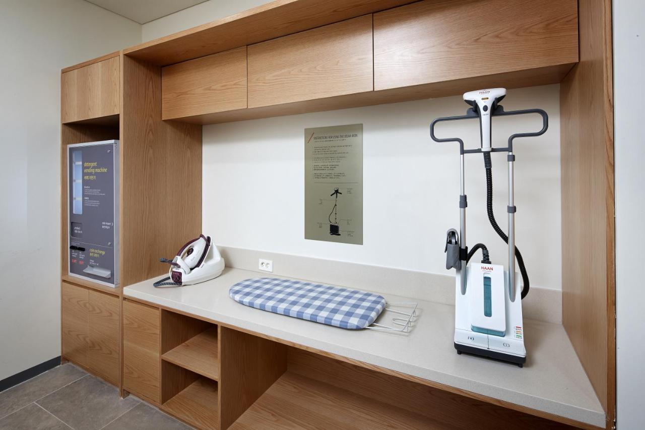 LOTTE CITY HOTEL Myeongdong - 3