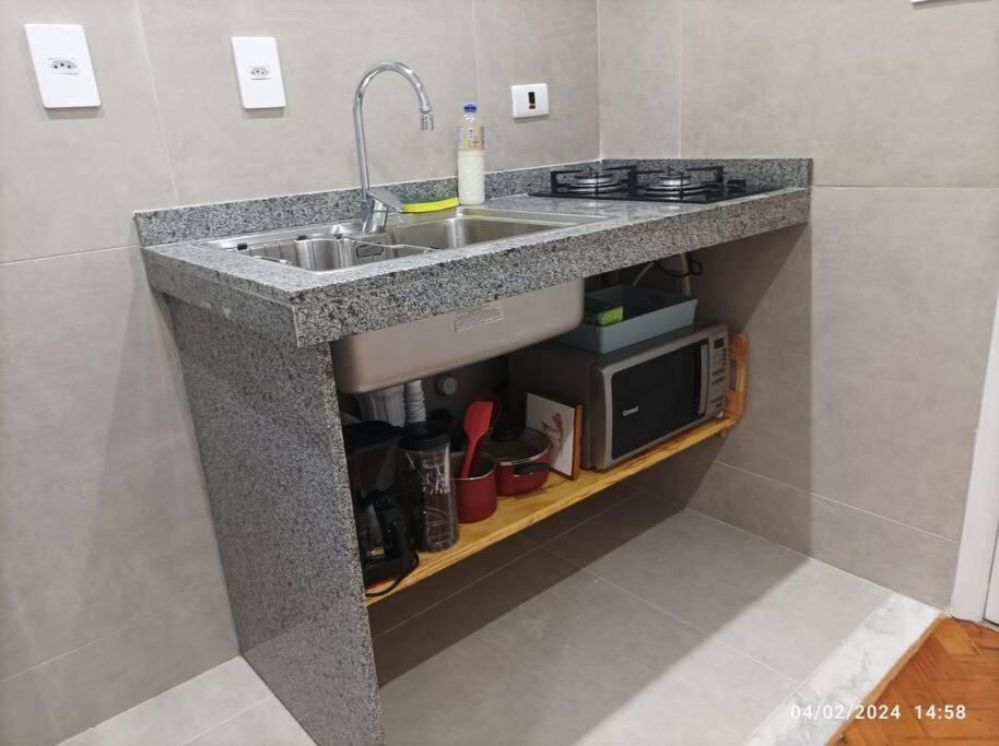 Studio Botafogo - conforto, estilo e varandinha! - 5