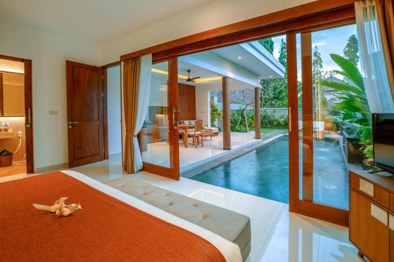 Kahayana Seminyak Villa - 2