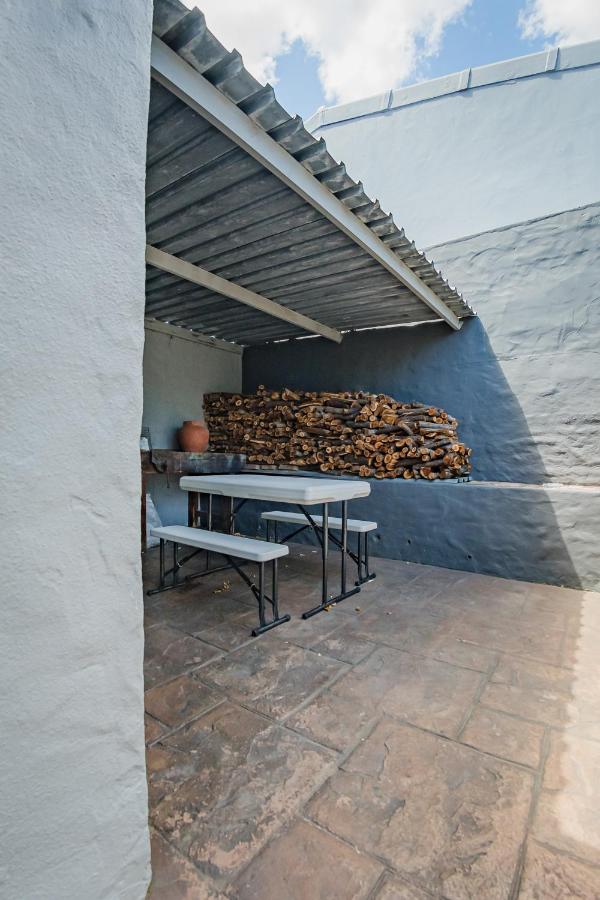 Modern & Central 1 BR Apt Close To Major Attractions - 4