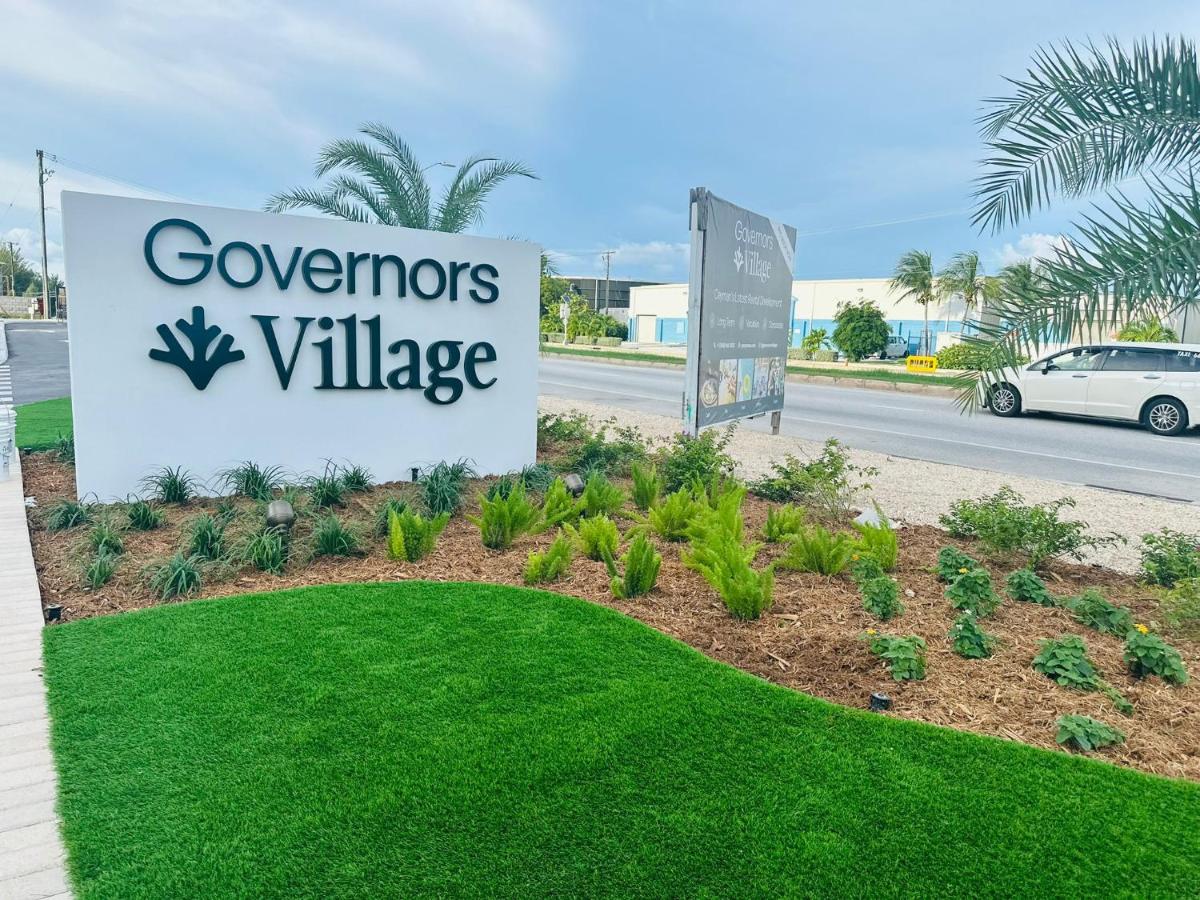 Governors Village - 1,2,3 & 4 Bedroom Apartments on Seven Mile Beach Corridor - 5
