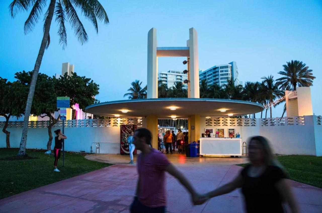 3 Bedroom 3 Bathroom Miami Beach Apartment - 4