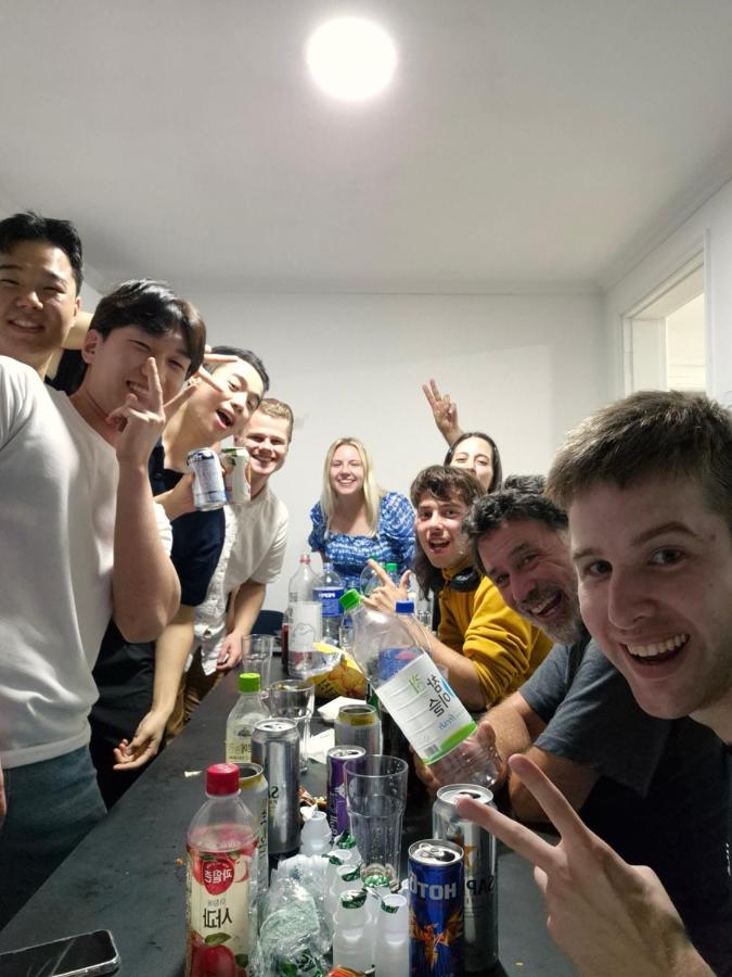 Ocean's Guesthouse - foreigners only - 3