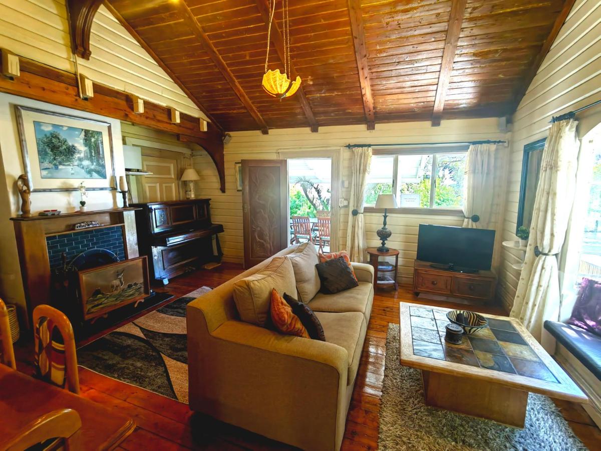 Swiss Cottage Guest House - 5