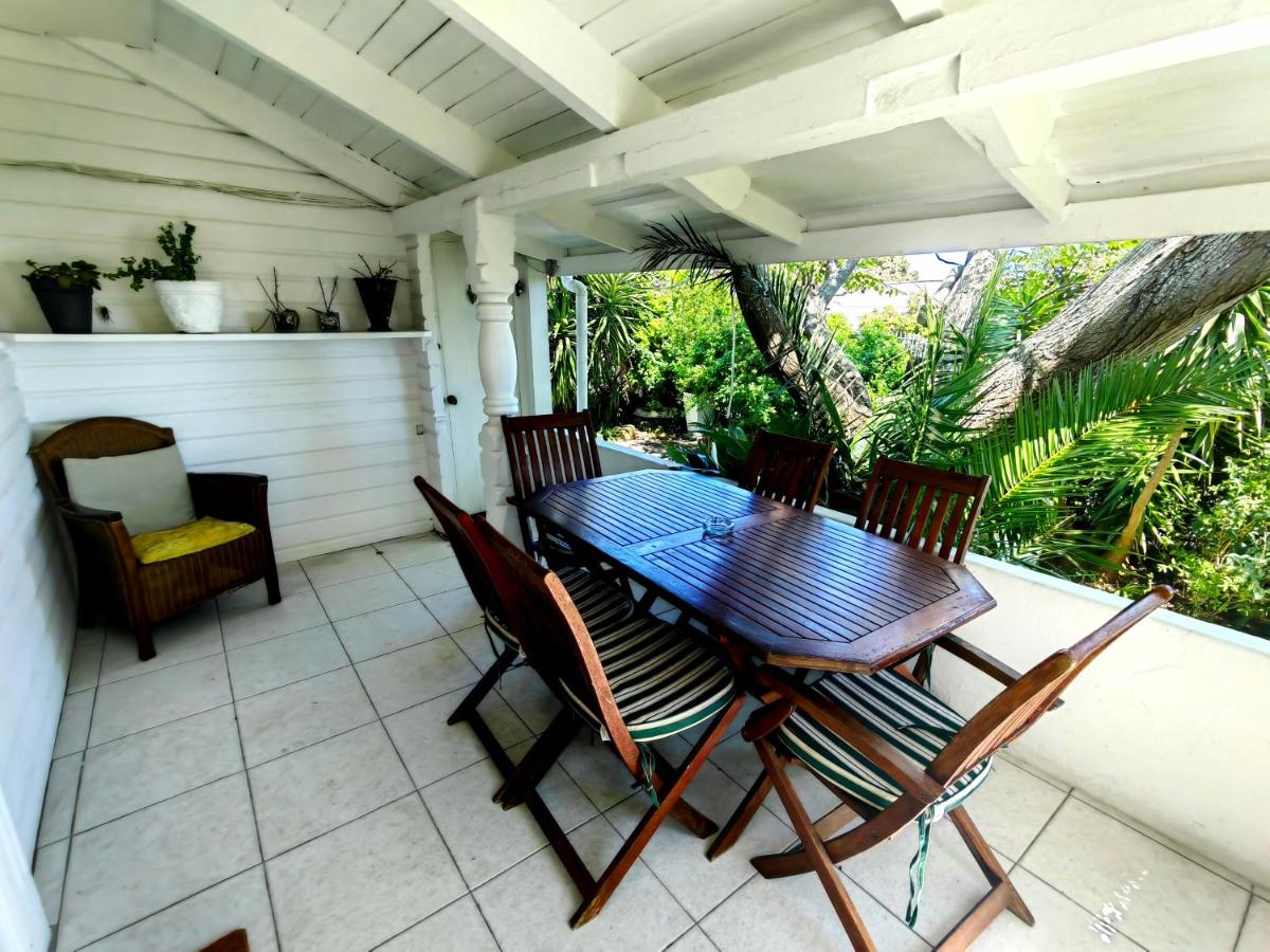 Swiss Cottage Guest House - 4