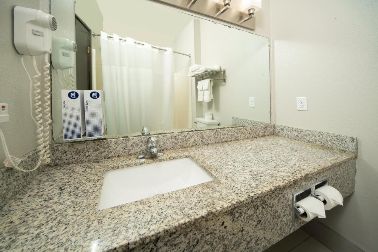 BridgePointe Advantage by BPhotels — photo 16