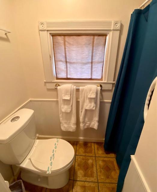 Guest House Bed and Breakfast Cottages — photo 22