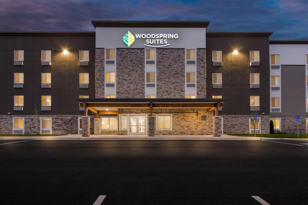 WoodSpring Suites Kansas City Airport — photo 9