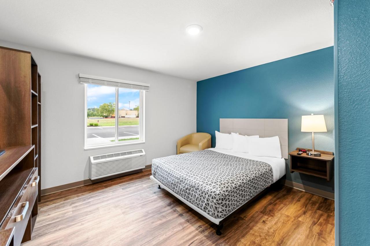 WoodSpring Suites Kansas City Airport — photo 21