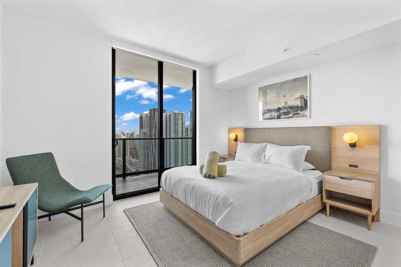 Luxury 45th-Floor Condo with Stunning City Views - 2