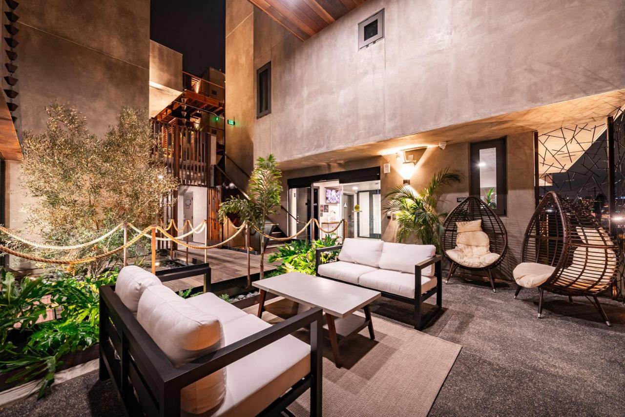 City24 Condo Hotel Little Italy Mission Hills — photo 2