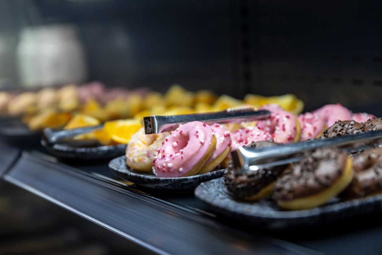 Tourist Inn Hotel Amsterdam - 4