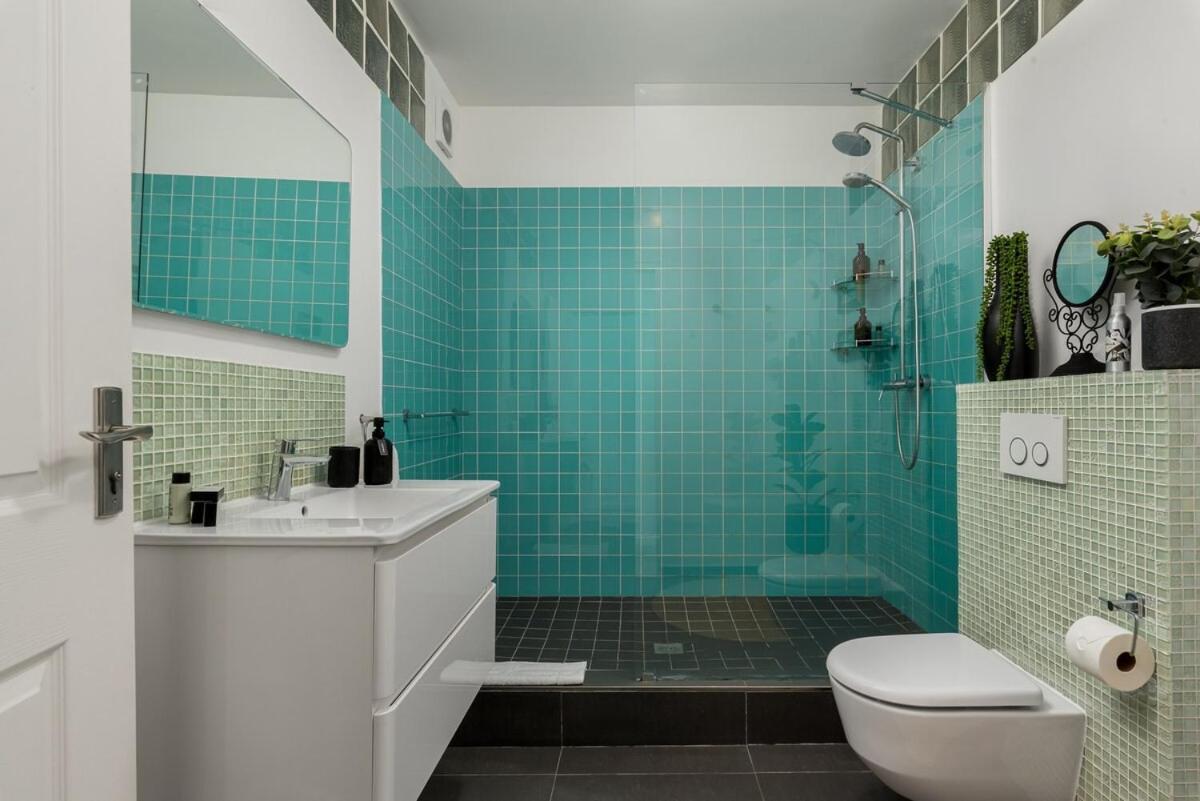 Mouille Point Seaview Apartment - 3