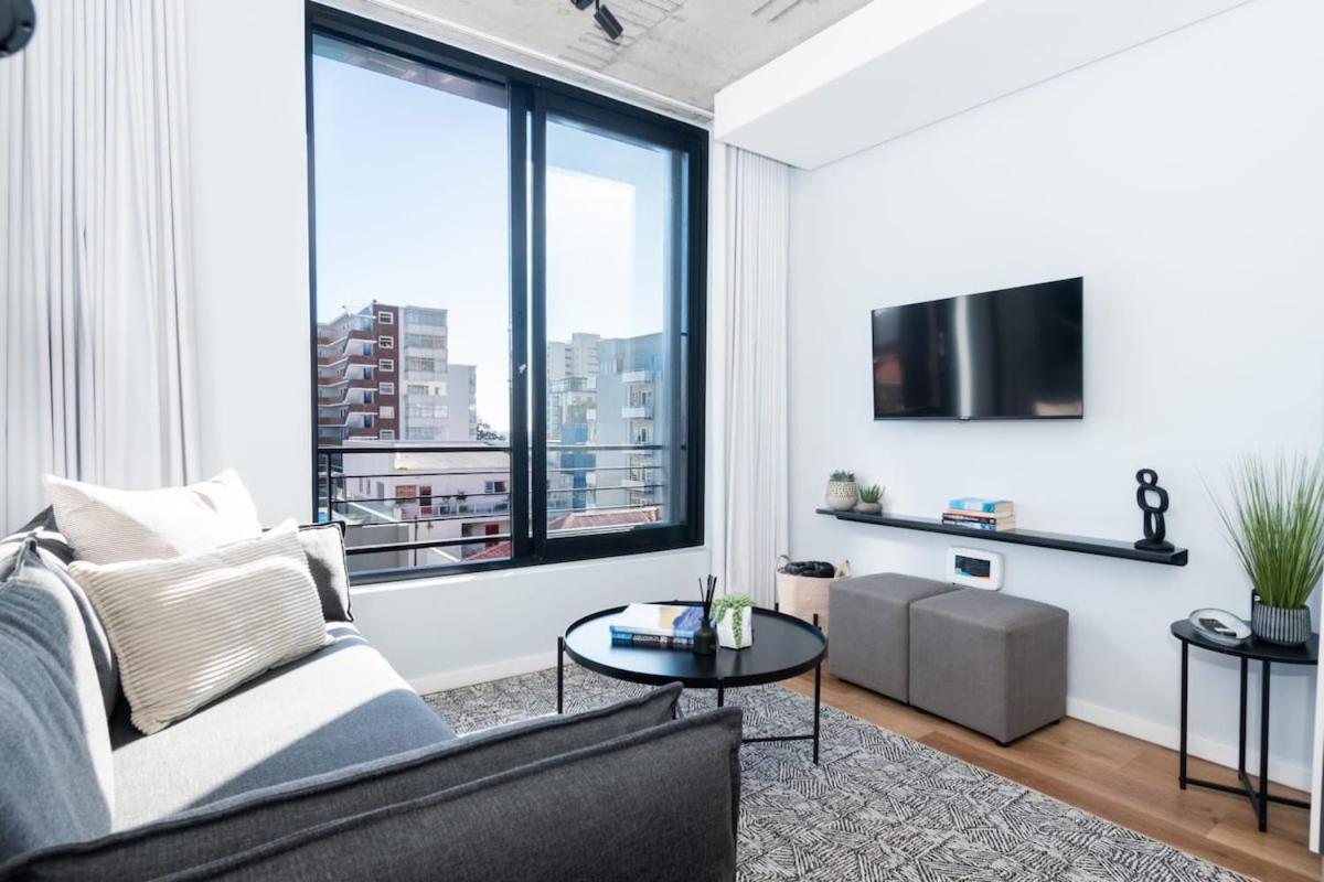 Cosy Couples Retreat Studio Apartment!