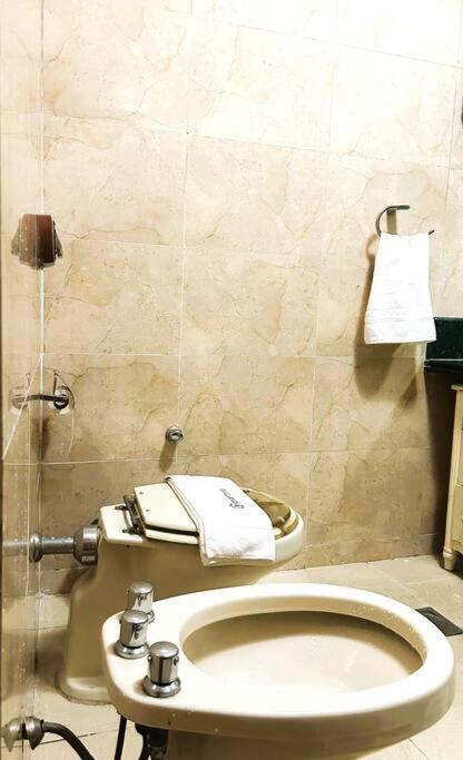 Amplo Apartamento no Posto 4 - 3