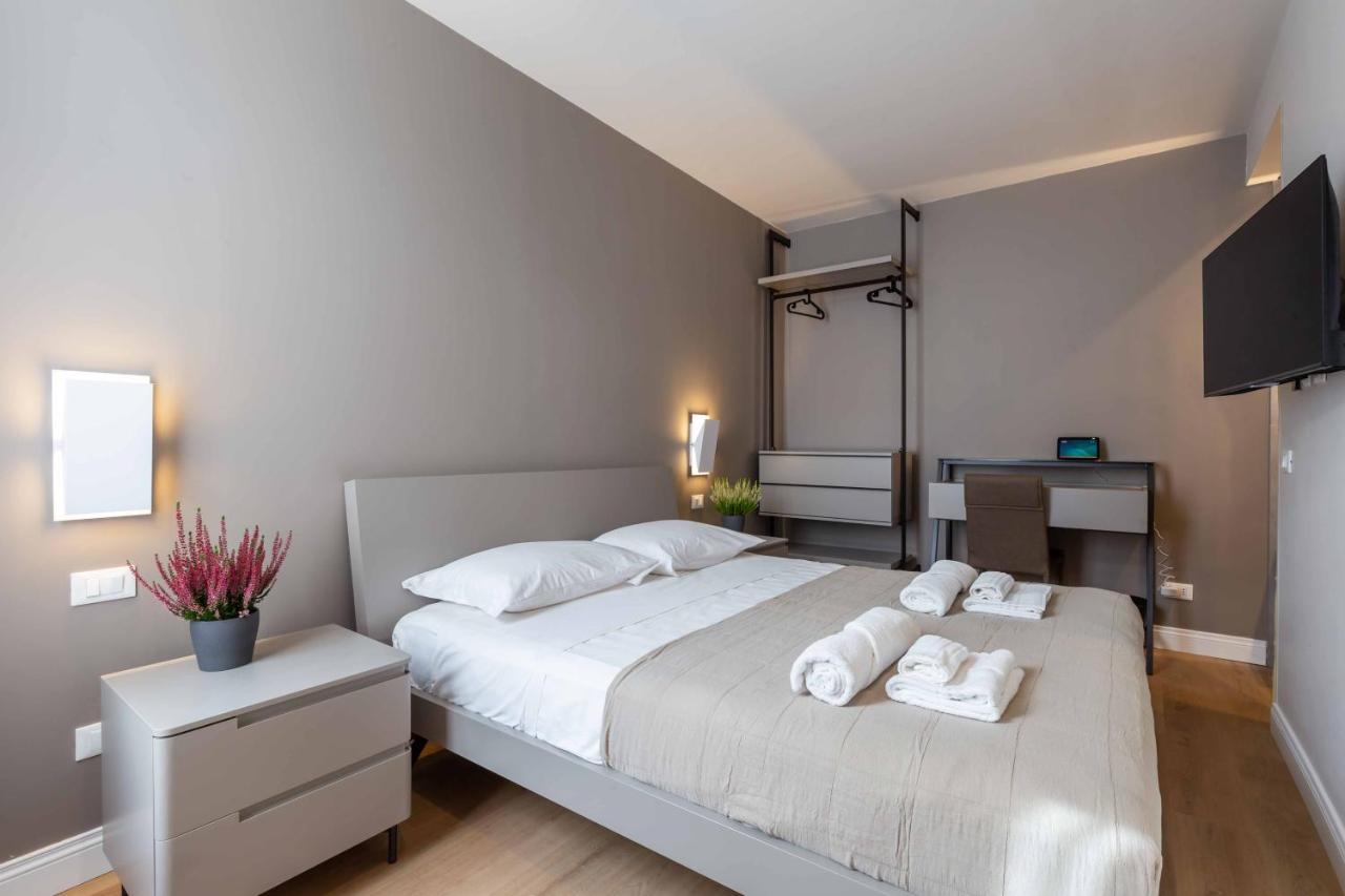 LUMINA3 Luxury Room ROME - 2