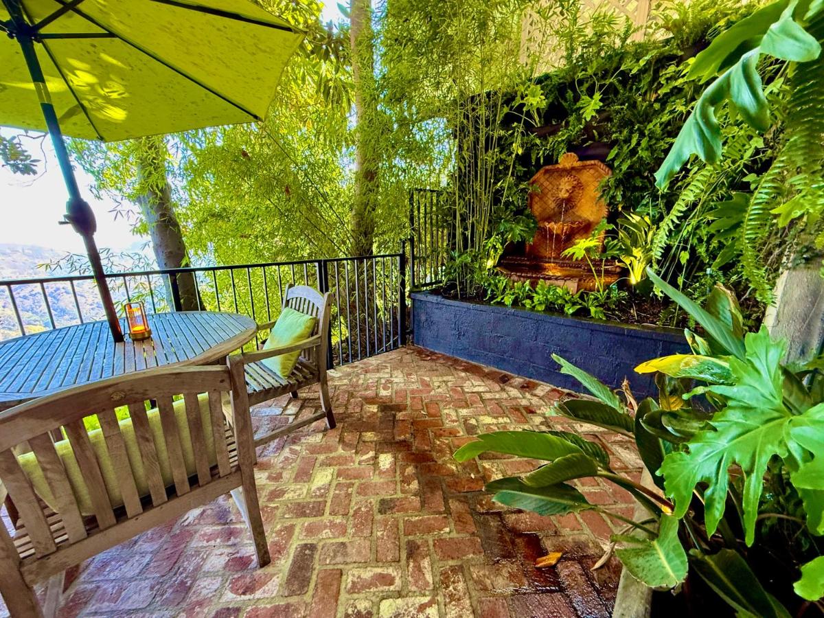 HOLLYWOOD HILLS JETLINER VIEWS at STUDIO 1080 HOLLYWOOD - 5