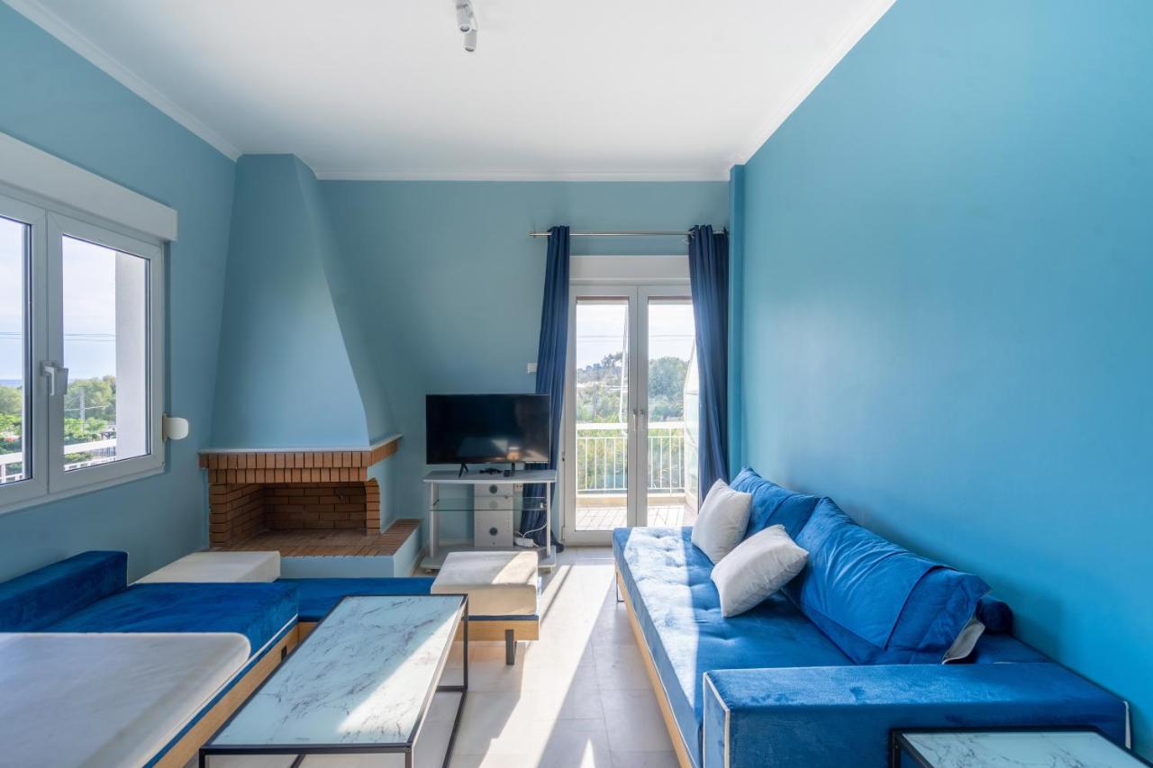 Flat by the Beach Voula - 5